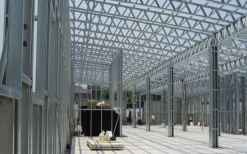 Hệ khung thép mạ nhôm kẽm cường độ cao giúp công trình bền bỉ